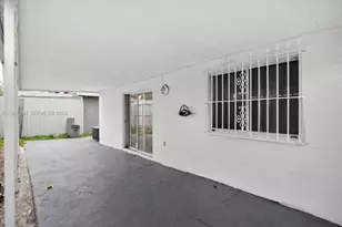 8859 NW 110th Ln, Hialeah Gardens, FL 33018 - Photo 33