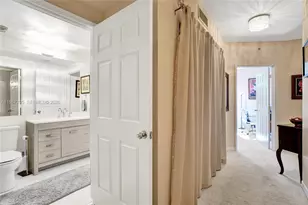 2421 NE 65th St, Fort Lauderdale, FL 33308 - Photo 13