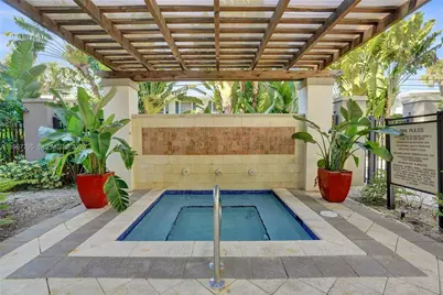 2421 NE 65th St #202, Fort Lauderdale, FL 33308 - Photo 15