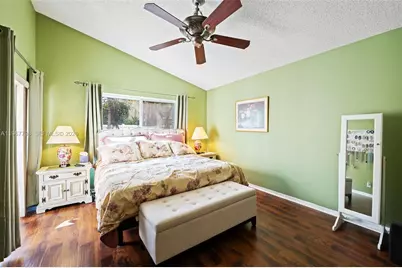 372 NW 45th Ter, Deerfield Beach, FL 33442 - Photo 13