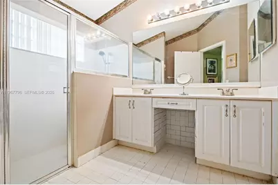 372 NW 45th Ter, Deerfield Beach, FL 33442 - Photo 17