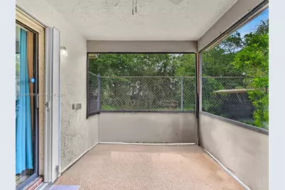 5310 SW 109th Ave, Davie, FL 33328 - Photo 13