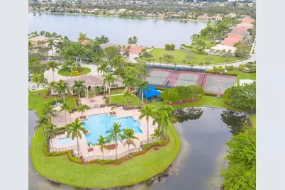 1561 SW 187th Ave, Pembroke Pines, FL 33029 - Photo 33