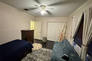 1561 SW 187th Ave, Pembroke Pines, FL 33029 - Photo 23