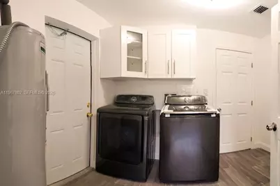 6634 SW 76th Ter, South Miami, FL 33143 - Photo 17