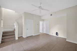 704 SW 1st Ave, Pompano Beach, FL 33060 - Photo 9