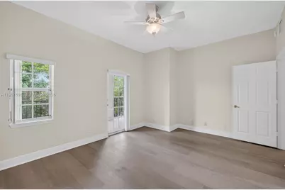 704 SW 1st Ave, Pompano Beach, FL 33060 - Photo 33