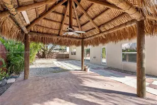 8943 SW 212th Ln, Cutler Bay, FL 33189 - Photo 17