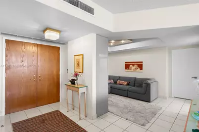 20281 E Country Club Dr #403, Aventura, FL 33180 - Photo 31