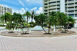 20281 E Country Club Dr, Aventura, FL 33180 - Photo 53