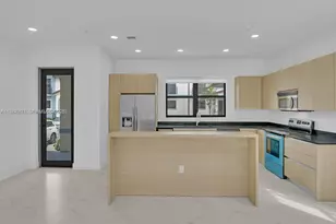 6130 SW 36th Ct, Miramar, FL 33023 - Photo 7