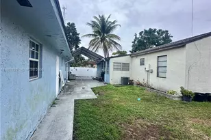 6848 SW 38th St, Miami, FL 33155 - Photo 3