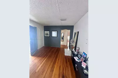 6848 SW 38th St, Miami, FL 33155 - Photo 5