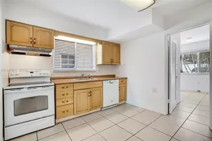 9372 Abbott Ave, Surfside, FL 33154 - Photo 9