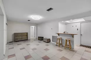 7541 SW 9th St, Plantation, FL 33317 - Photo 15