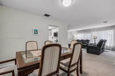 7541 SW 9th St, Plantation, FL 33317 - Photo 11