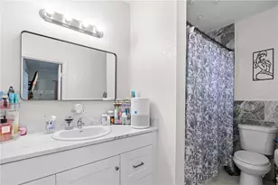 911 NW 22nd Pl, Miami, FL 33125 - Photo 7