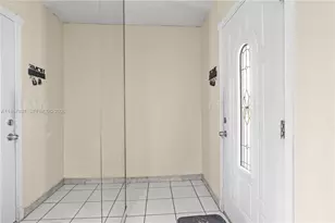 911 NW 22nd Pl, Miami, FL 33125 - Photo 25