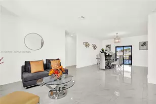 19059 SW 134th Ct, Miami, FL 33177 - Photo 9