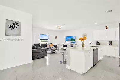 19059 SW 134th Ct, Miami, FL 33177 - Photo 5