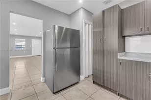 6940 NW 6th Ct, Miami, FL 33150 - Photo 17