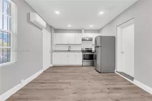 6940 NW 6th Ct, Miami, FL 33150 - Photo 31