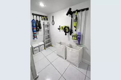 283 Woodland Rd #283, Palm Springs, FL 33461 - Photo 21