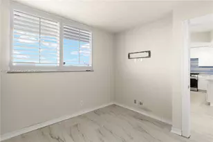 3703 NE 166th St, North Miami Beach, FL 33160 - Photo 27