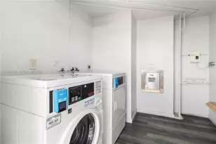 3703 NE 166th St, North Miami Beach, FL 33160 - Photo 45