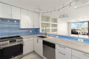 3703 NE 166th St, North Miami Beach, FL 33160 - Photo 13
