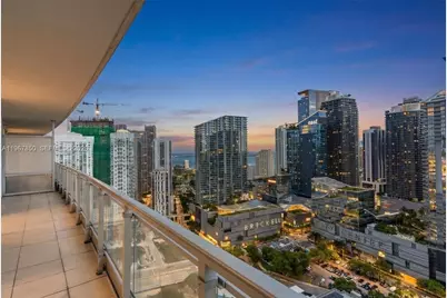 92 SW 3rd St #3804, Miami, FL 33130 - Photo 1
