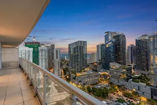 92 SW 3rd St, Miami, FL 33130 - Photo 1