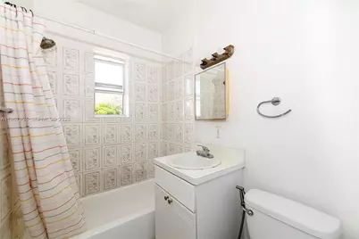 820 Euclid Ave #308, Miami Beach, FL 33139 - Photo 9