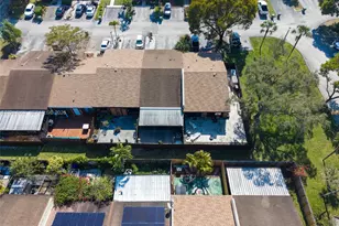 10341 Orange Ct, Pembroke Pines, FL 33026 - Photo 25