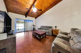 10341 Orange Ct, Pembroke Pines, FL 33026 - Photo 15