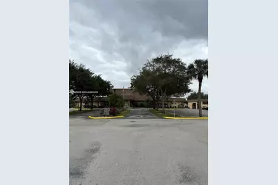 200 Ashbury Rd #209, Hollywood, FL 33024 - Photo 13