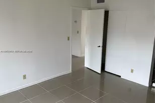 200 Ashbury Rd, Hollywood, FL 33024 - Photo 9