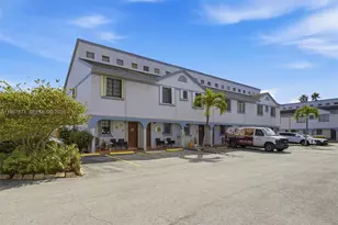 11781 SW 18th St, Miami, FL 33175 - Photo 3