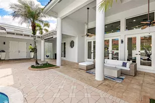 622 E Enclave Cir E, Pembroke Pines, FL 33027 - Photo 15