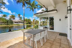 622 E Enclave Cir E, Pembroke Pines, FL 33027 - Photo 63