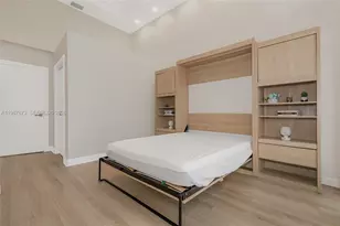 622 E Enclave Cir E, Pembroke Pines, FL 33027 - Photo 25