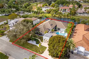 622 E Enclave Cir E, Pembroke Pines, FL 33027 - Photo 71