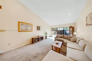 567 NE 199th Terrace, Miami, FL 33179 - Photo 15