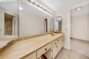 567 NE 199th Terrace, Miami, FL 33179 - Photo 25