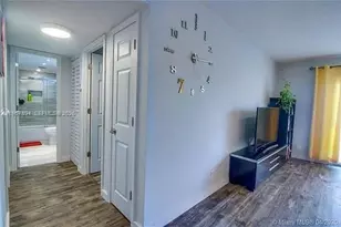 219 NE 14th Ave, Hallandale Beach, FL 33009 - Photo 5