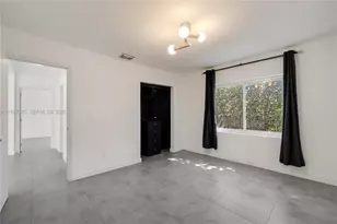 801 NE 118th St, Biscayne Park, FL 33161 - Photo 11