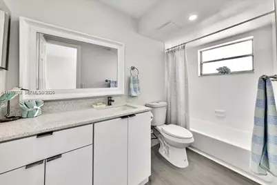 1750 W 46th St #433, Hialeah, FL 33012 - Photo 15
