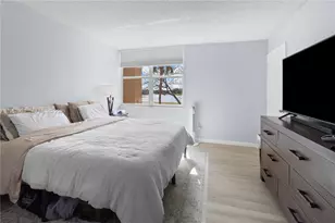 9440 Tangerine Pl, Davie, FL 33324 - Photo 11