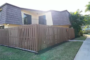 42 Springdale Cir, Palm Springs, FL 33461 - Photo 5