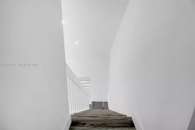 7893 SW 9th Ter, Miami, FL 33144 - Photo 21